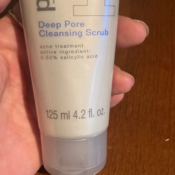 Avon ClearSkin Professional Pore Cleanser - Silver - Picture 3 of 6